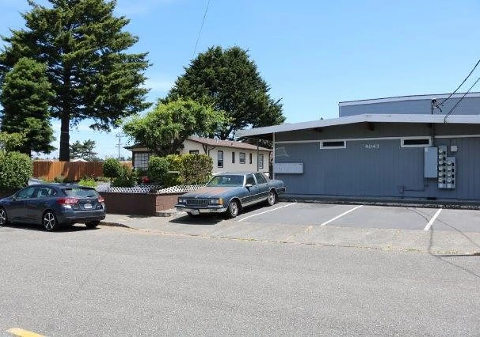 Williams ST Complex — Photo 4