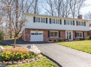 9307 Glenbrook Rd, Fairfax, VA 22031