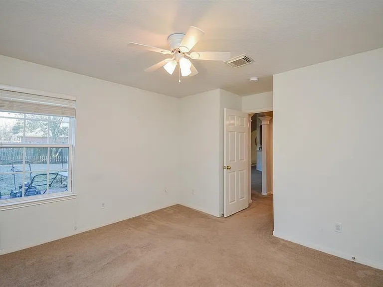 5819 Mitre Peak Ln — Photo 19
