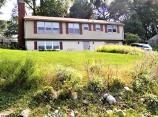 179 Springbrook Trl, Sparta, NJ 07871