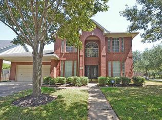 523 Crestridge Dr, Sugar Land, TX 77479
