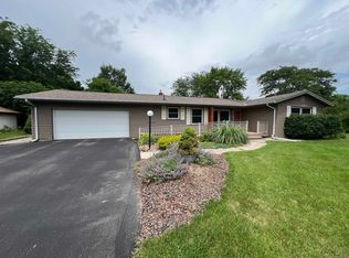 2244 Shannon Dr, Adrian, MI 49221