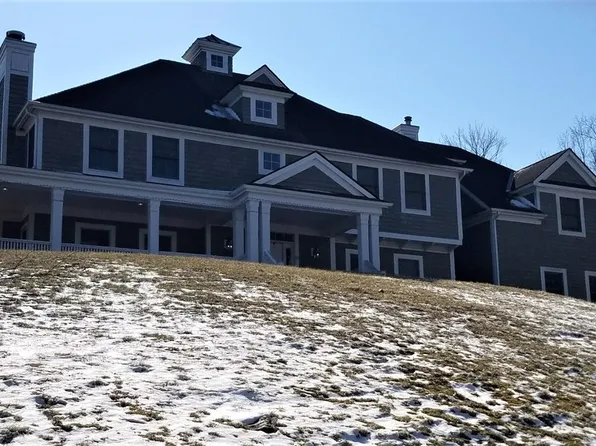 21 Old Katonah Dr, Katonah, NY 10536