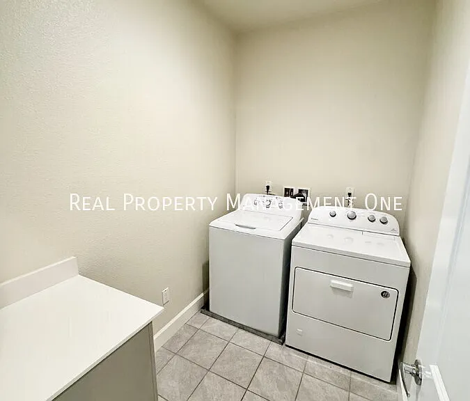 407 Ghiggeri Dr — Photo 21