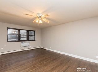 450 W Aldine Ave #2F, Chicago, IL 60657