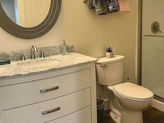 5th image of 811 Terrace Dr