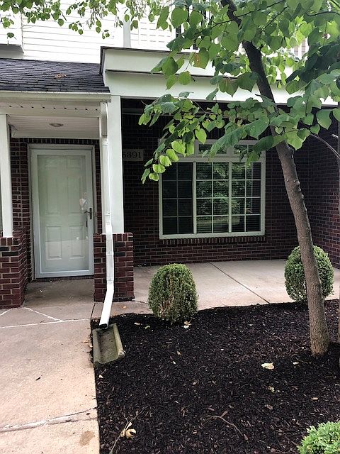 1st image of 5391 Twin Oaks Dr #1