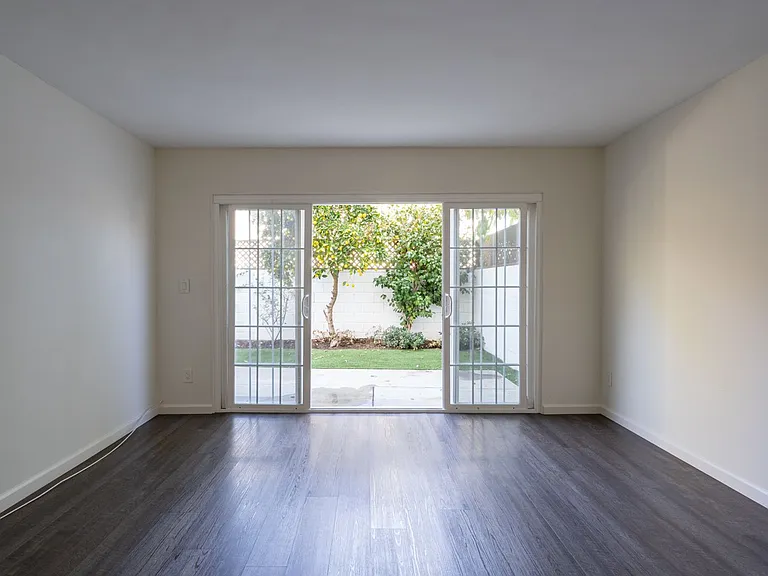 10725 Acama St — Photo 109