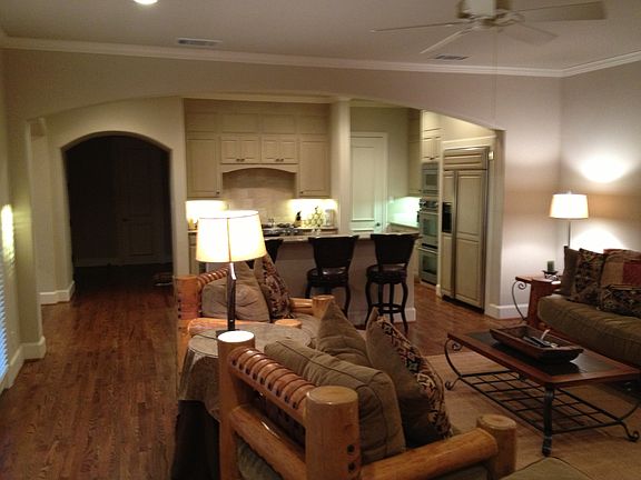 4th image of 6636 Del Norte Ln