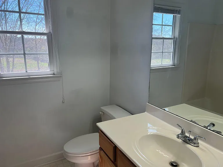 4300 Riverport Rd — Photo 14