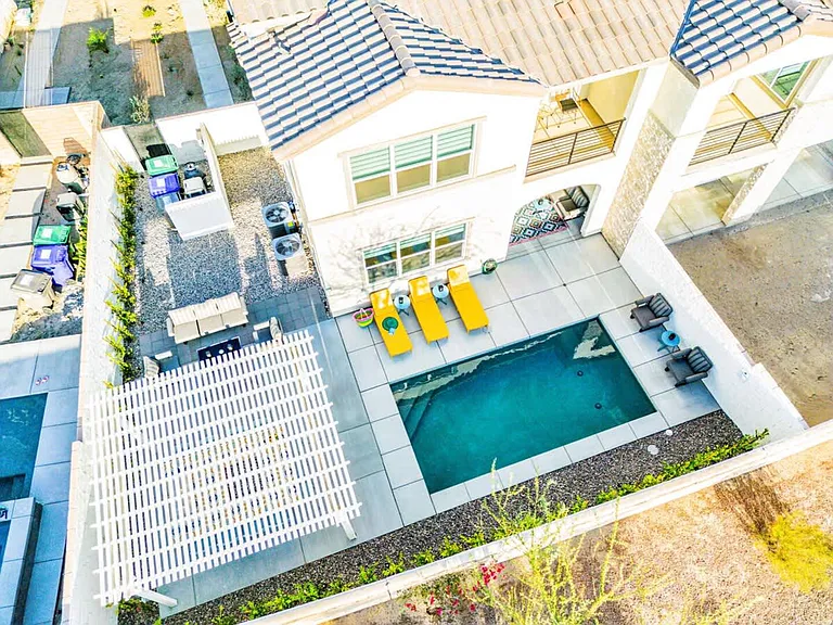 Passagio Lago Way — Photo 95