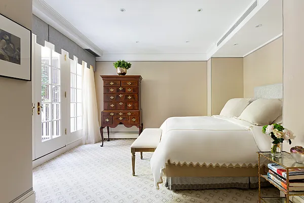 Sold by Compass | media 13