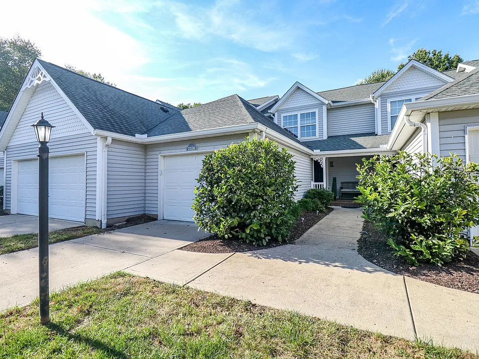 7576 Lake Pointe