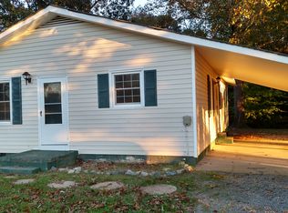 20701 Genito Rd., Amelia, VA 23002