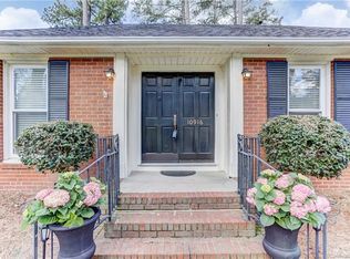 10916 Blue Heron Dr, Charlotte, NC
