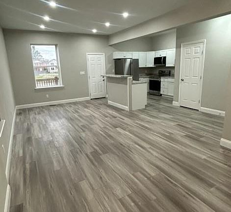 5th image of 3724 Palm St