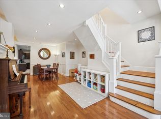 1131 Divinity St, Philadelphia, PA 19143