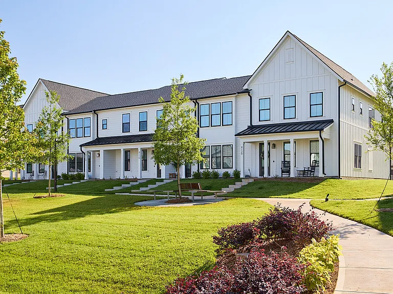 HARMON Jefferson Village by Crescent Communities — Photo 45