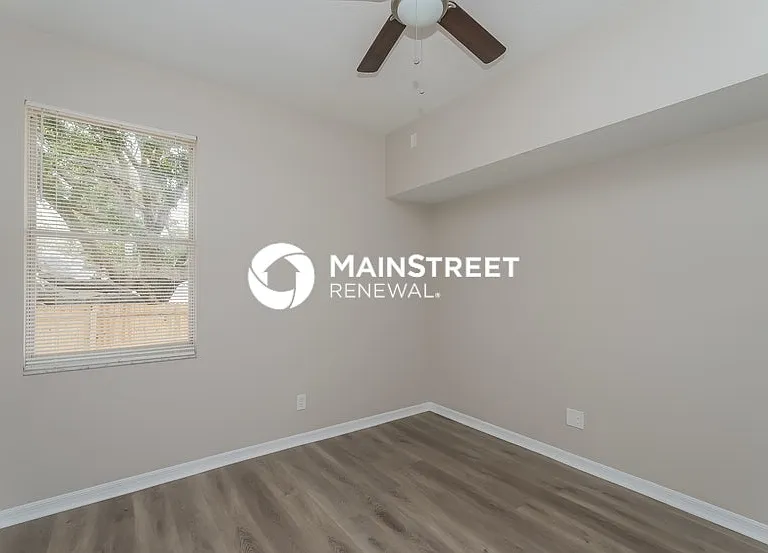 610 Wave Crest Cir — Photo 14