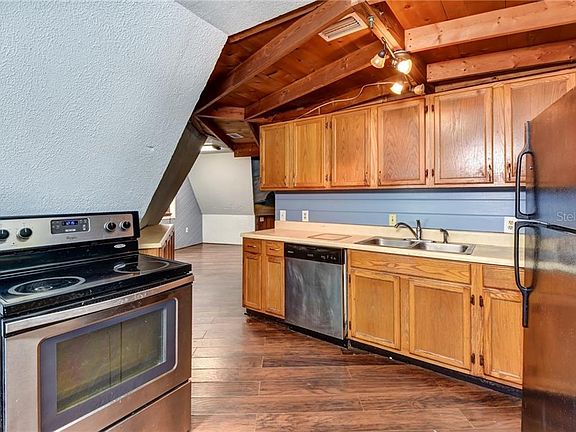 5th image of 243 Rosita Dr