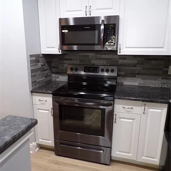 110 Cypress Woods Ct #2B — Photo 8