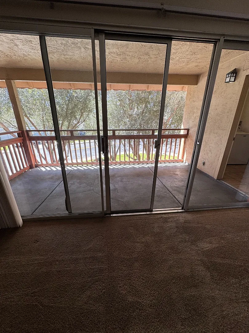 Spacious 2-Bedroom Condo in Prime Santa Clara Location - 2 Car parking spots included, in-unit la... — Photo 1