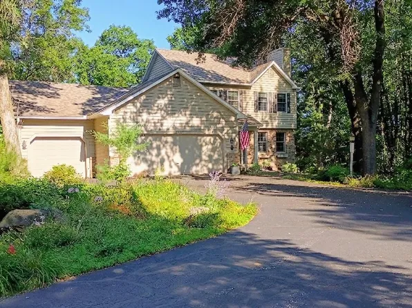 303 Hazel St W, Stillwater, MN 55082