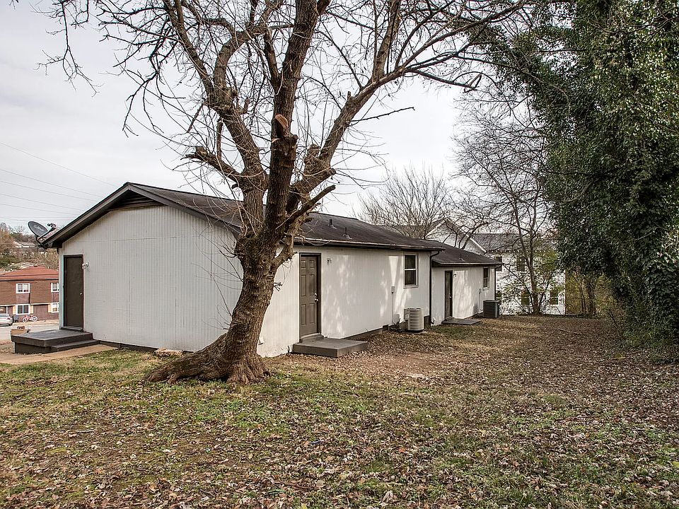 1st image of 2328 Oak Ct #2328