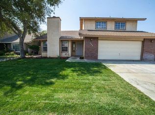 529 Driftwood Ave, Los Banos, CA 93635