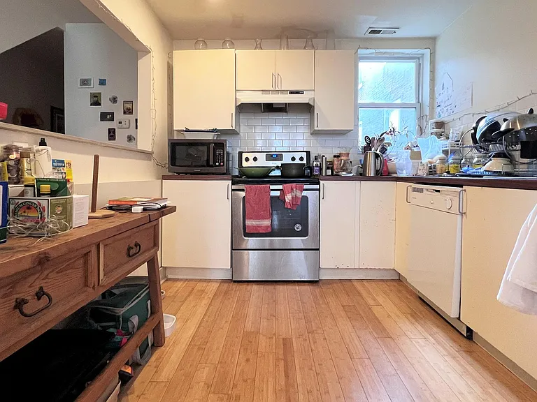 3007 W Girard Ave — Photo 7
