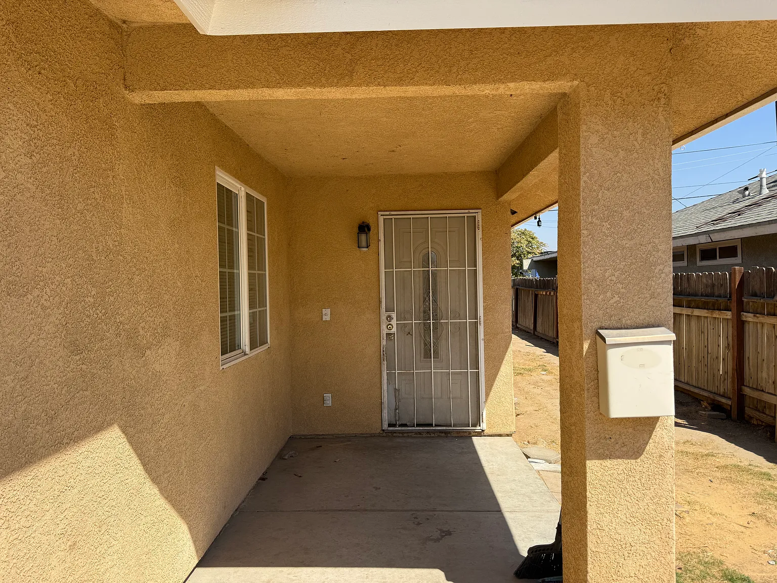 4 bed, 1538 sqft, $2,350 — Photo 4