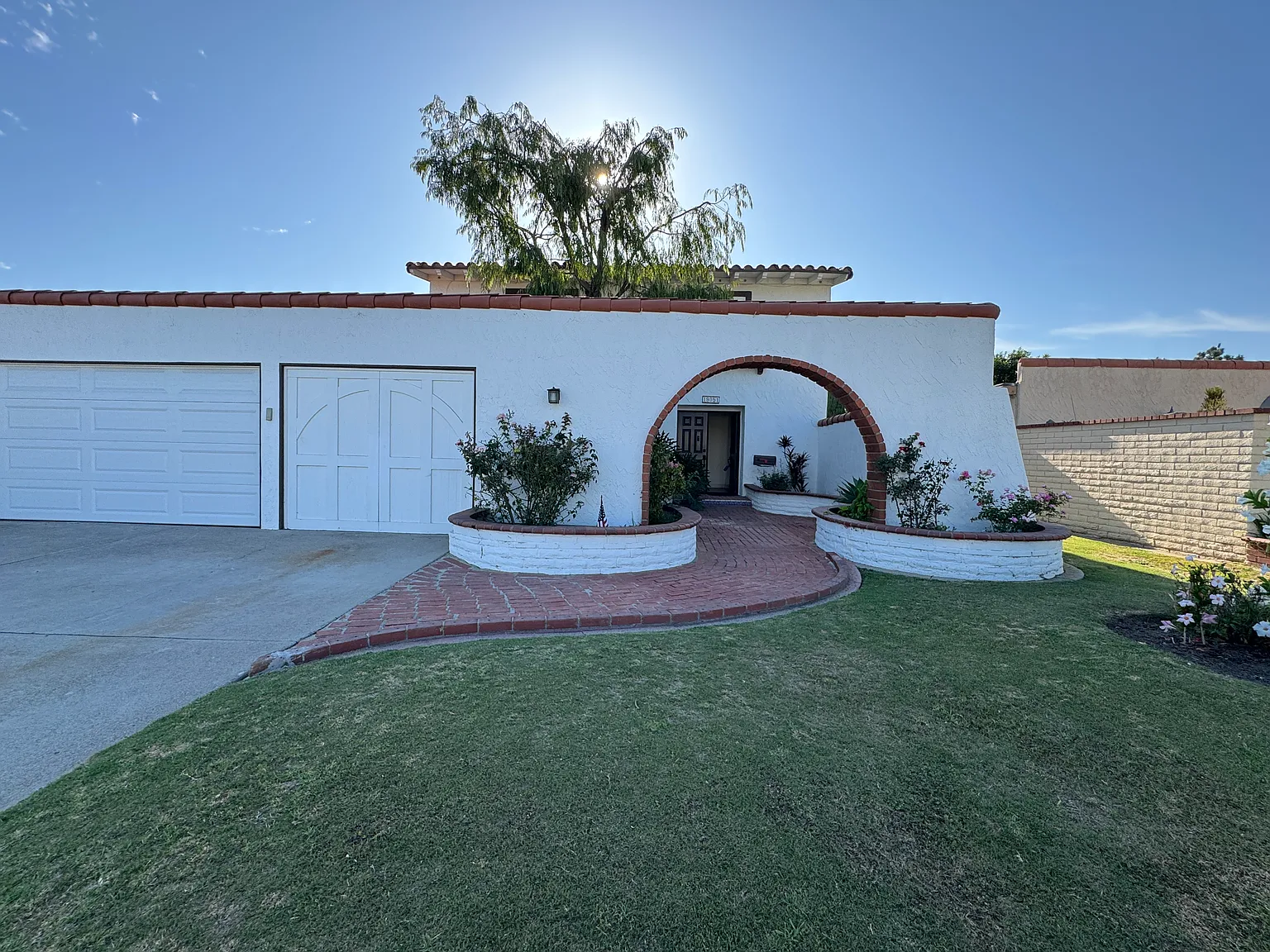 4 bed, 1812 sqft, $5,500 — Photo 2