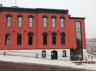 305 E Montezuma Ave, Houghton, MI 49931