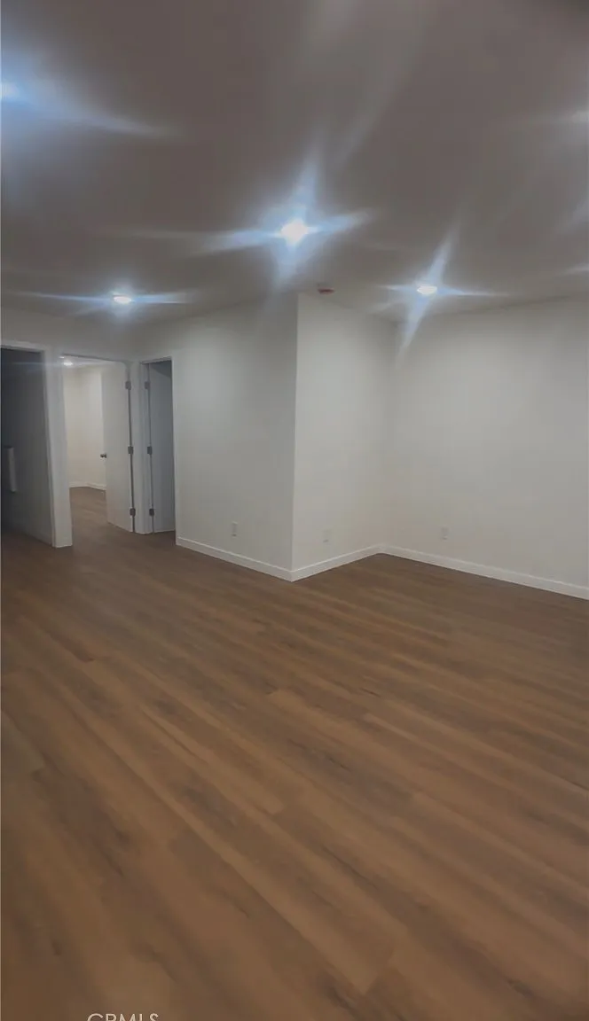 3 bed, 800 sqft, $3,700 — Photo 3
