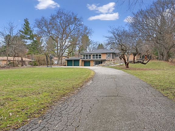 3rd image of 38W042 Silver Glen Rd