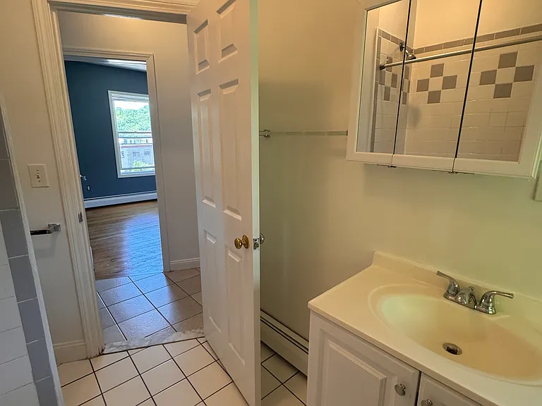 13 Bismarck St #3 — Photo 3