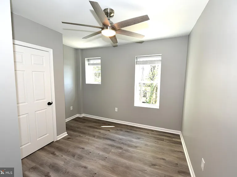 2225 W Baltimore St — Photo 20