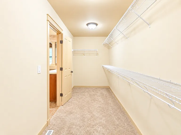 18626 37th Dr SE — Photo 23