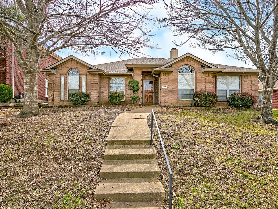 1st image of 204 Tanglewood Dr