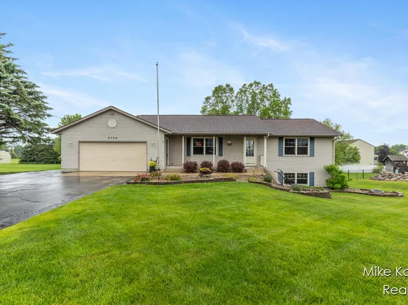 2798 Quincy St, Hudsonville, MI 49426
