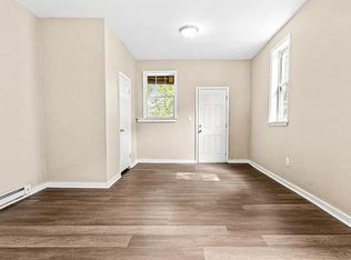 6025 Catherine St #B, Philadelphia, PA 19147
