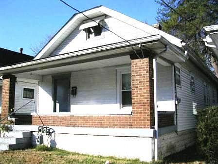 1st image of 320 S 42nd St