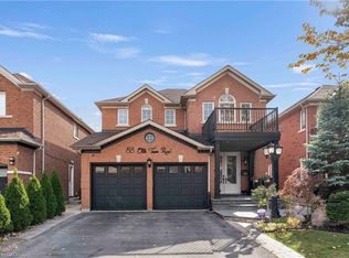88 Olde Town Rd, Brampton, ON L6X 4X9