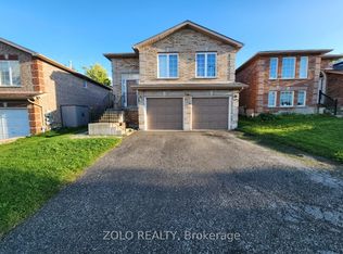 35 Forest Dale Dr, Barrie, ON L4M 6M7