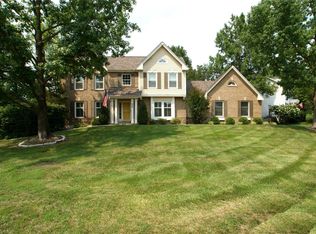 399 Greentrails Dr S, Chesterfield, MO 63017