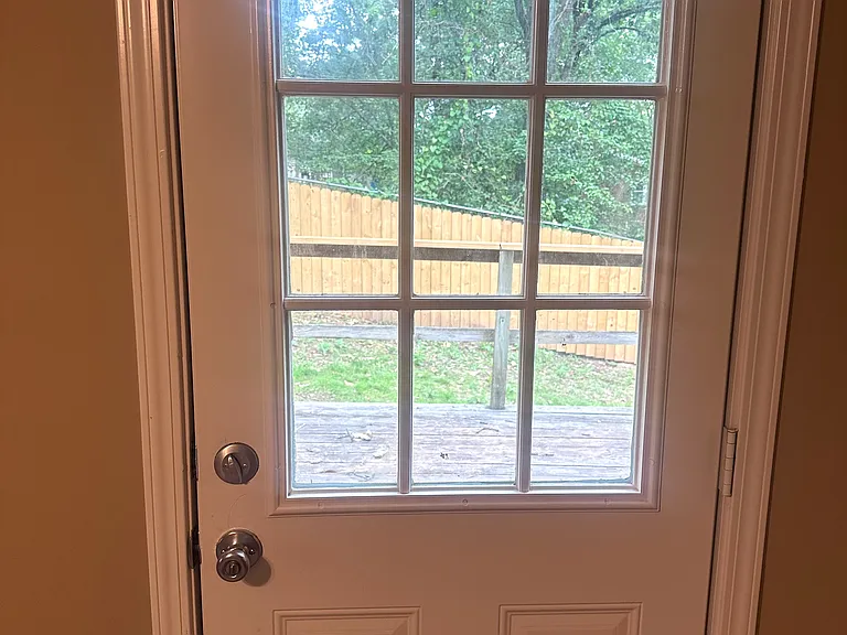 4936 Longview Dr — Photo 16
