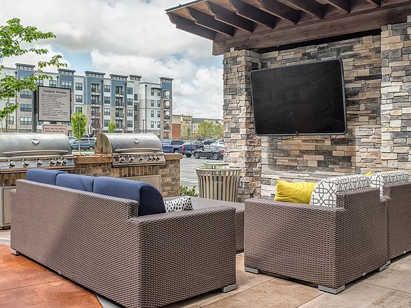 3rd image of 1349 Gresham Park Dr #2106