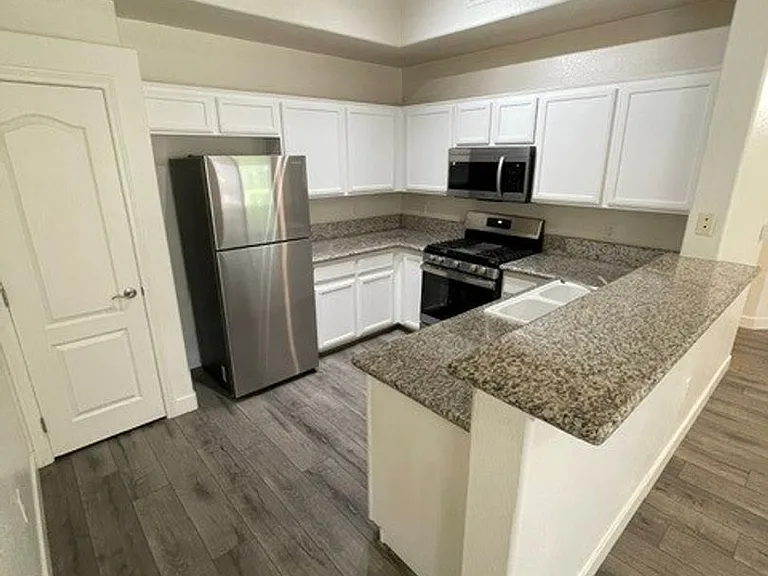 3511 Desert Cliff St #103 — Photo 9