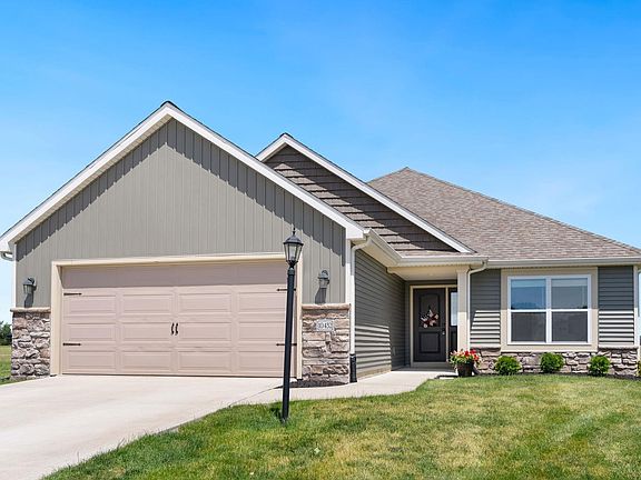 2nd image of 10432 Chesterhills Ct
