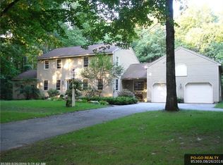 44 Solomon Dr, Gorham, ME 04038